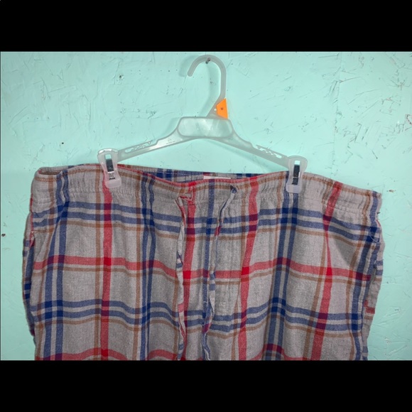 Old Navy Plaid Pajama Bottoms - Picture 2 of 9